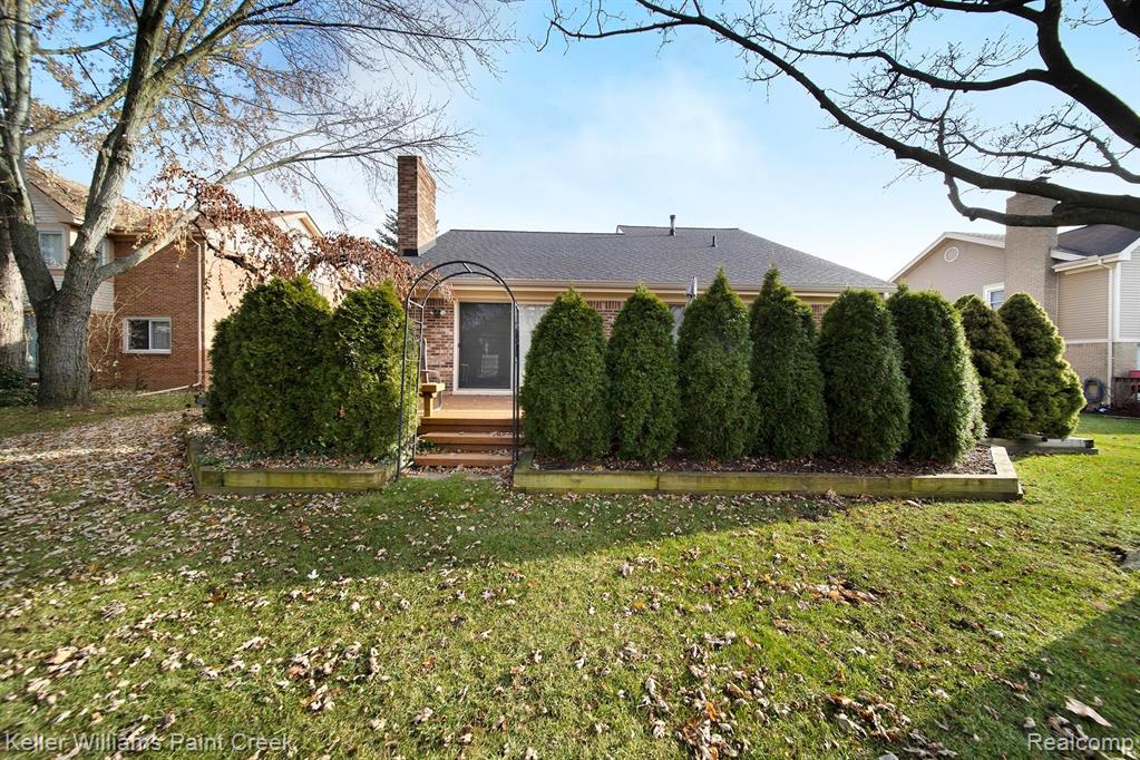 1652 Hillside Lane Rochester Hills, MI 48307 - Photo 31 of 32