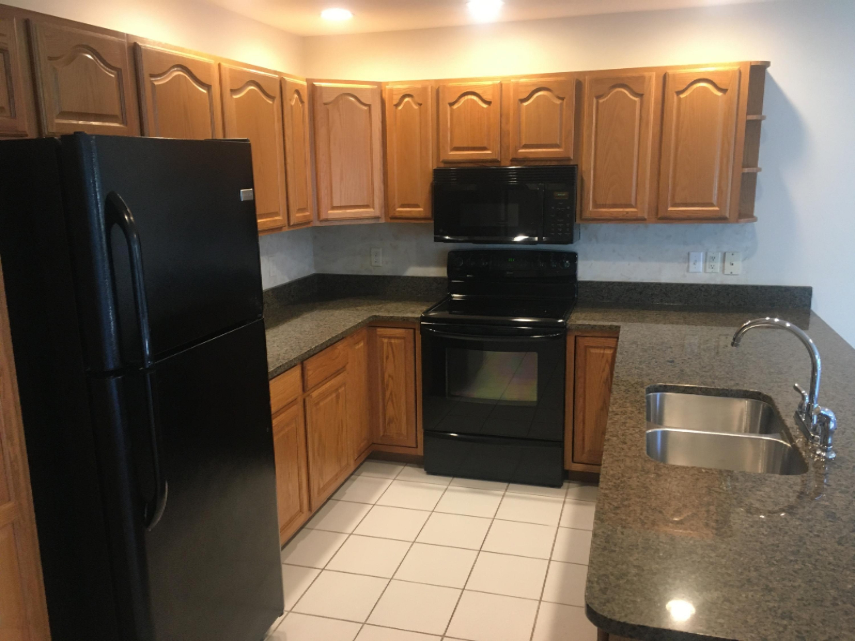 10496 Baldwin Road Bridgman, MI 49106 - Photo 13 of 16 Unit B