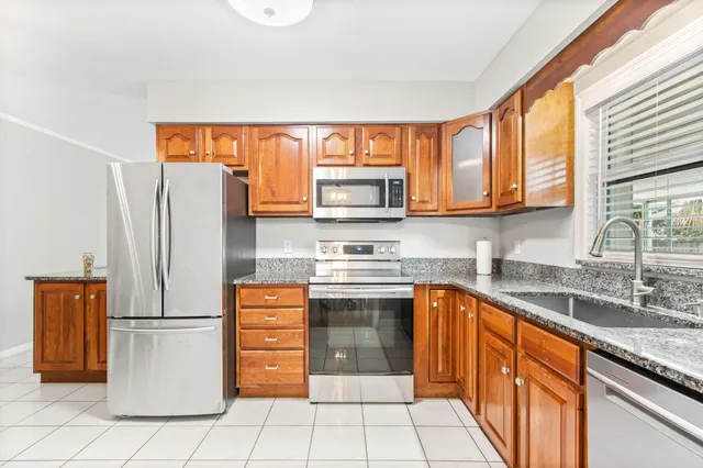 $3,800 | 14 Park Terrace Drive, St. Augustine, FL 32080