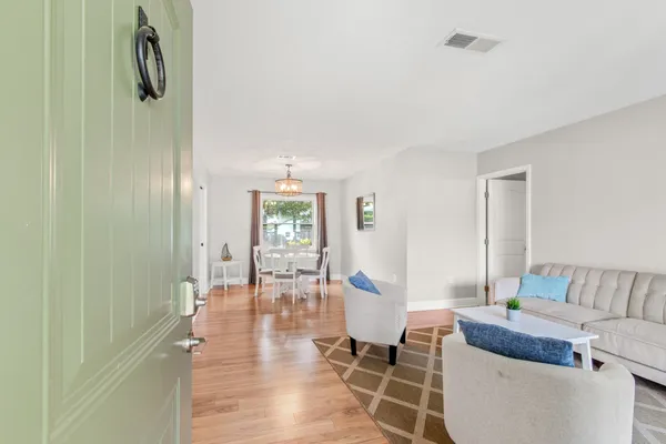 $3,800 | 14 Park Terrace Drive, St. Augustine, FL 32080