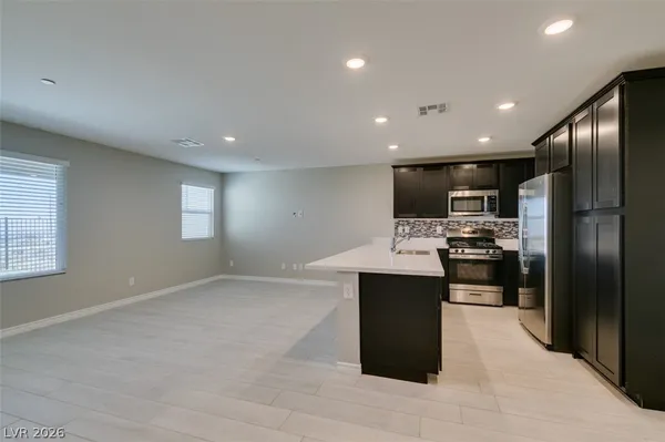 $1,994 | 6184 Rathbone Street, Las Vegas, NV 89166