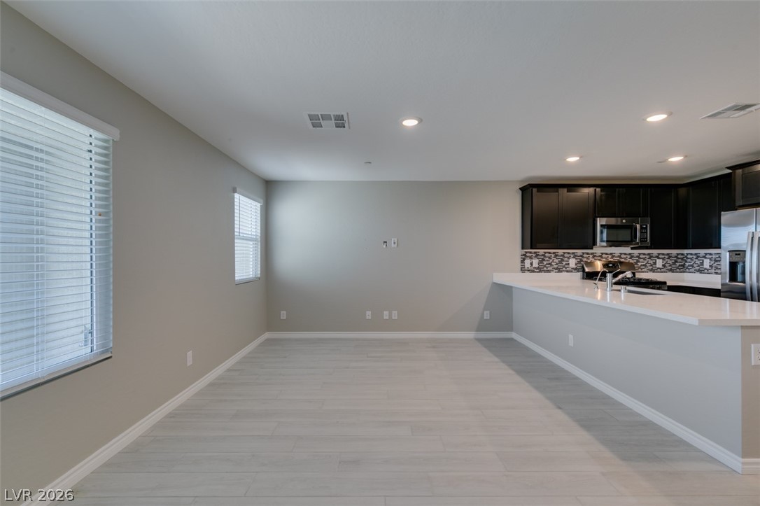 6184 Rathbone Street Las Vegas, NV 89166 - Photo 14 of 42