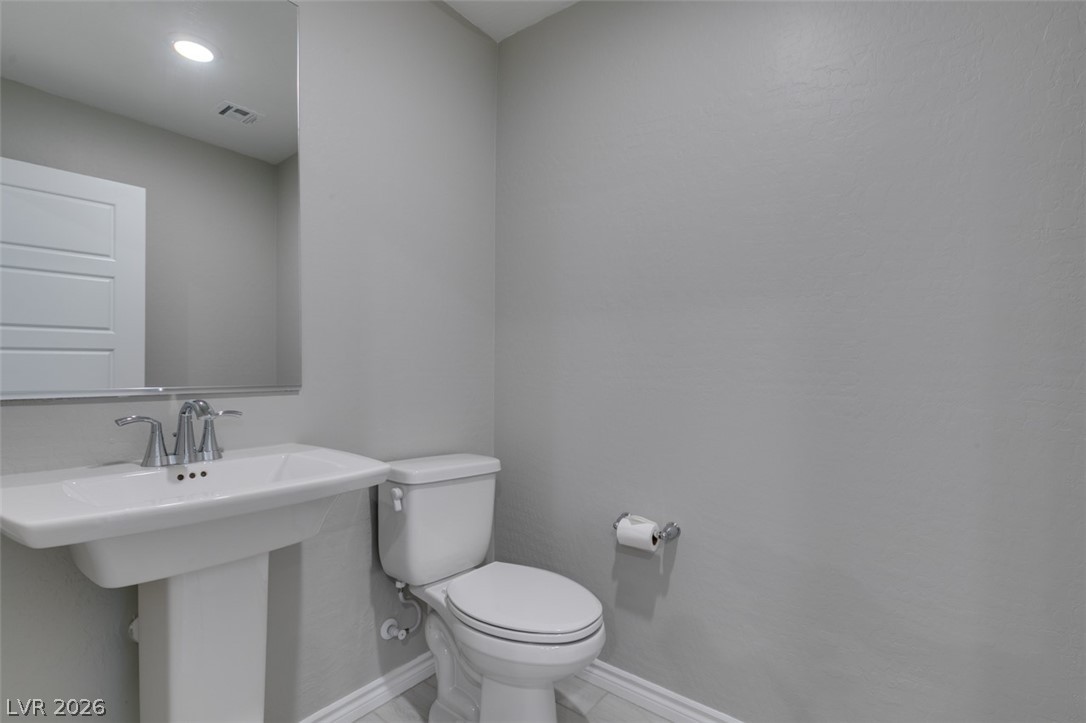 6184 Rathbone Street Las Vegas, NV 89166 - Photo 29 of 42