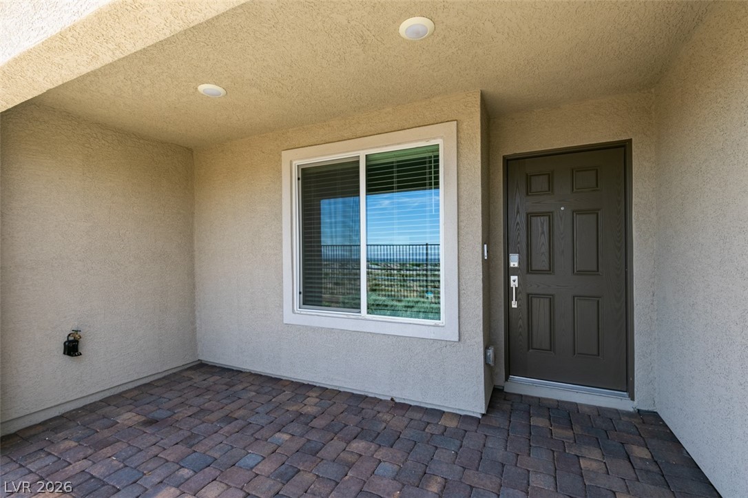 6184 Rathbone Street Las Vegas, NV 89166 - Photo 4 of 42