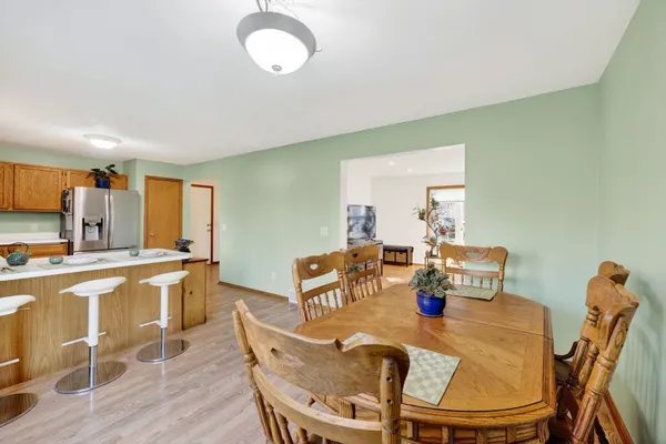$450,000 | 1117 Glacier Hill Drive, Madison, WI 53704