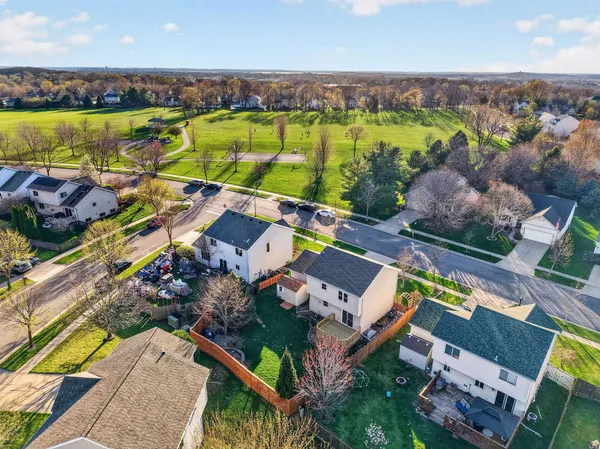 $450,000 | 1117 Glacier Hill Drive, Madison, WI 53704