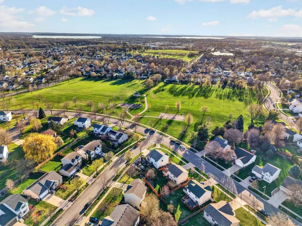 $450,000 | 1117 Glacier Hill Drive, Madison, WI 53704
