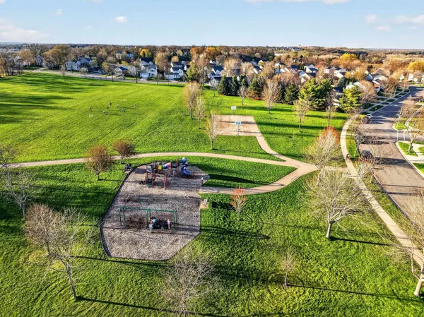 $450,000 | 1117 Glacier Hill Drive, Madison, WI 53704