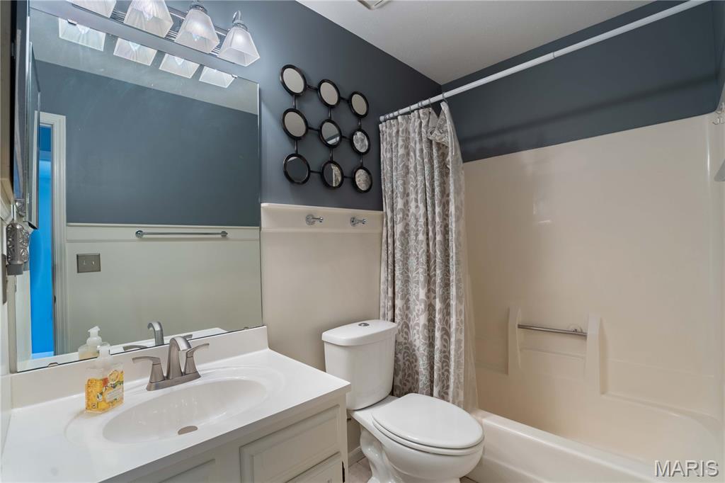 716 Ginger Wood Court Ballwin, MO 63021 - Photo 20 of 21