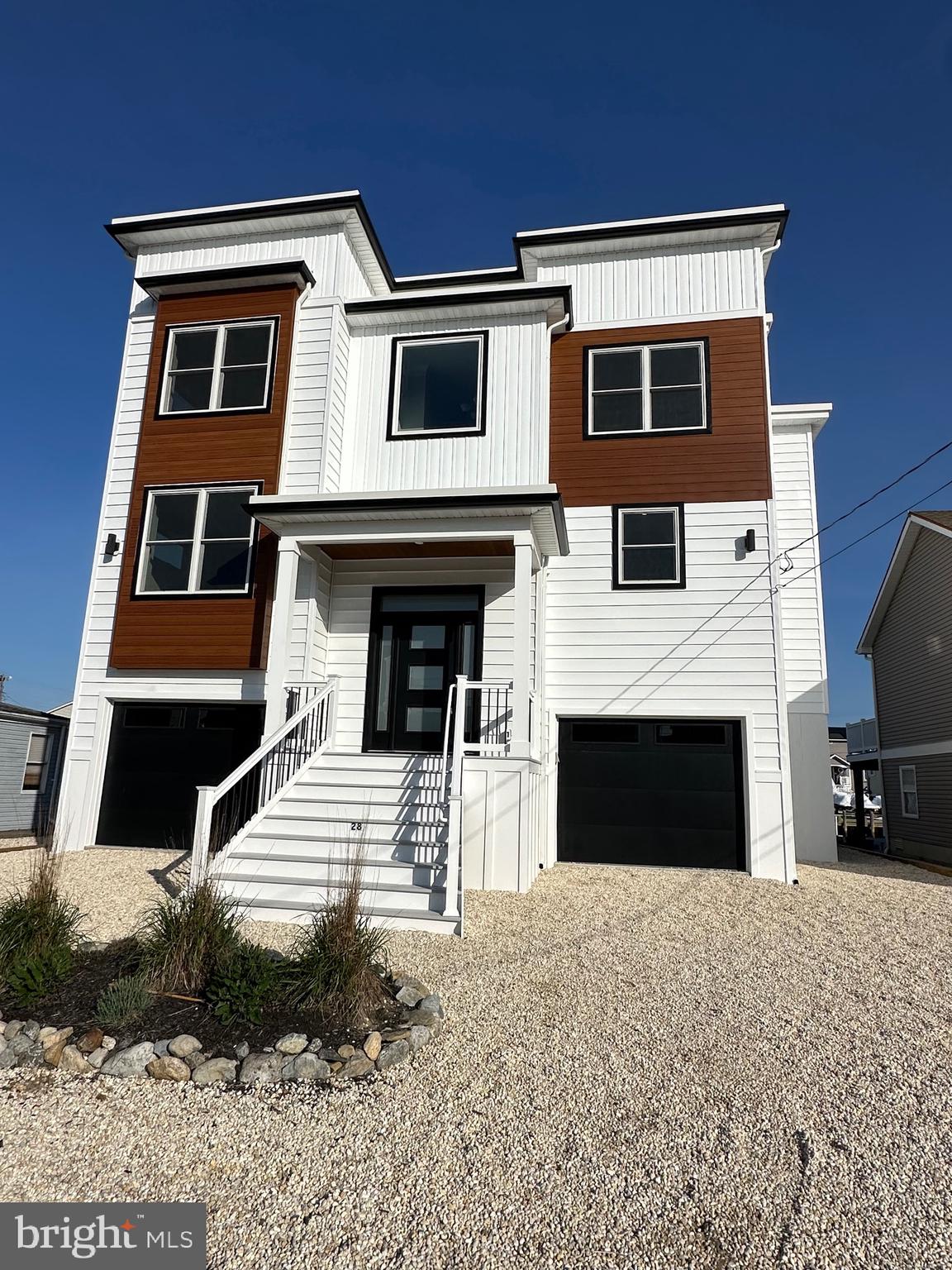28 Nancy Drive Manahawkin, NJ 08050 - Photo 5 of 89