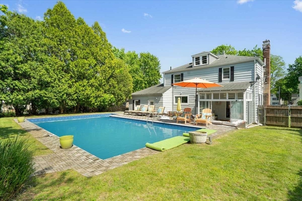 4 Van Street Worcester, MA 01602 - Photo 34 of 40