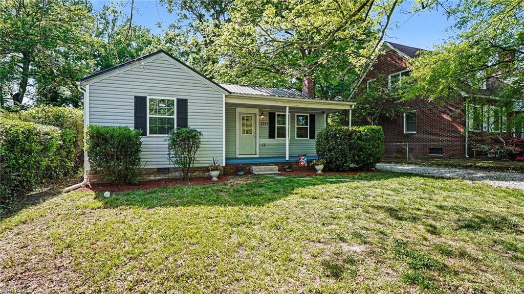 1205 Denny Street High Point, NC 27262 - Photo 10 of 29