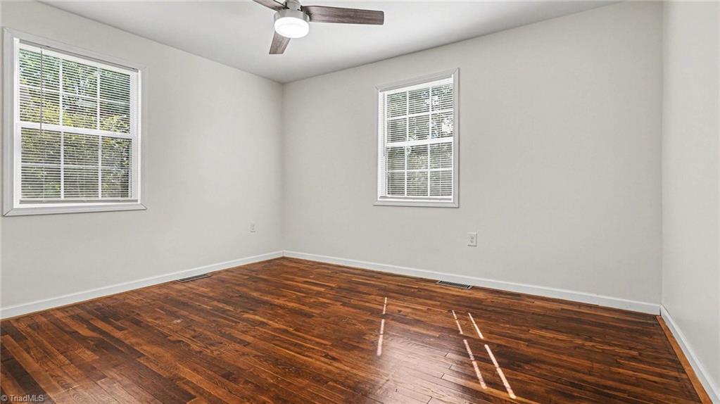 1205 Denny Street High Point, NC 27262 - Photo 6 of 29 Primary Bedroom