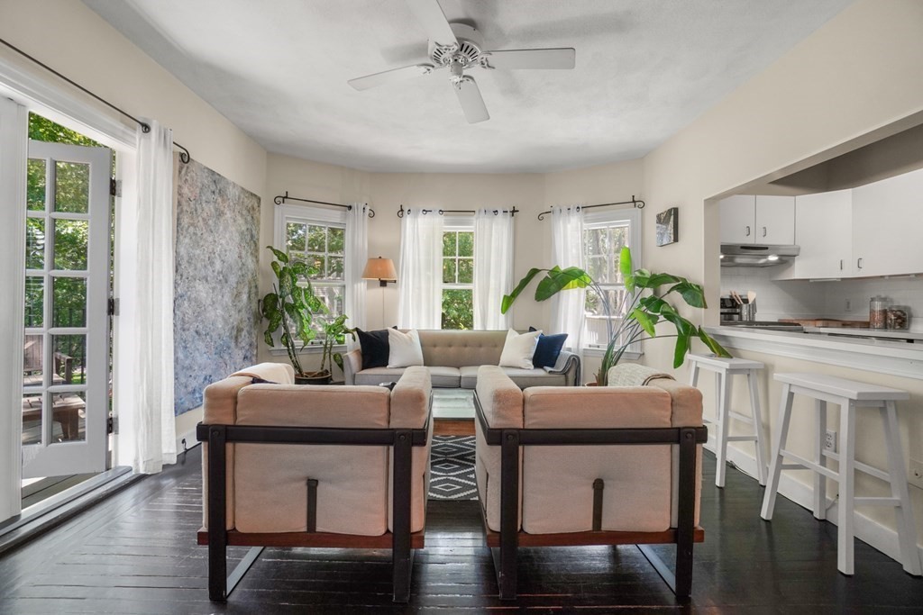 126 Kilsyth Road, Unit 3 Boston, MA 02135 - Photo 6 of 34