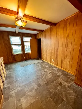 $2,000 | 15 Clara Street, Unit 1, New Bedford, MA 02744