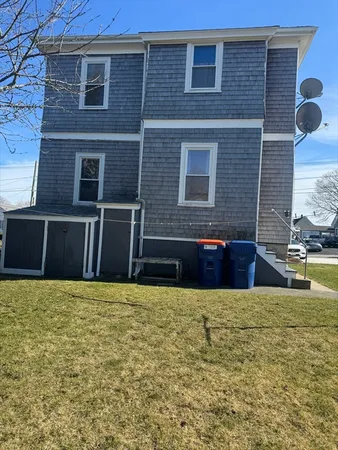 $2,000 | 15 Clara Street, Unit 1, New Bedford, MA 02744