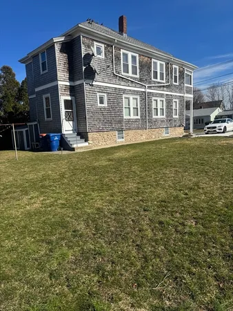 $2,000 | 15 Clara Street, Unit 1, New Bedford, MA 02744