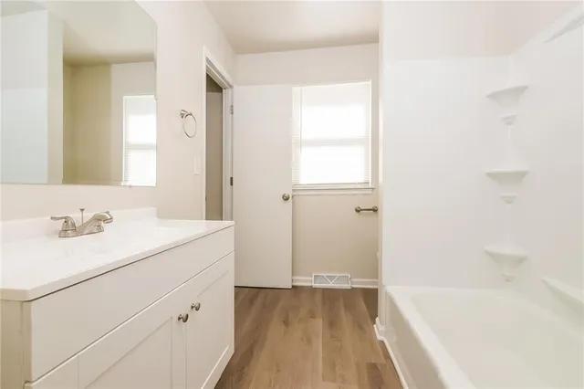 $2,270 | 5120 Goodman Lane, Mission, KS 66202