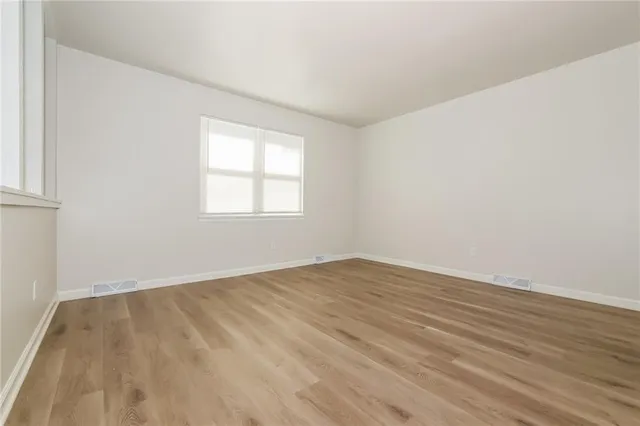 $2,270 | 5120 Goodman Lane, Mission, KS 66202