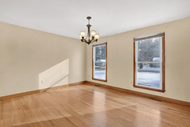 $450,000 | 153 Prospect St Extension, Westfield, MA 01085