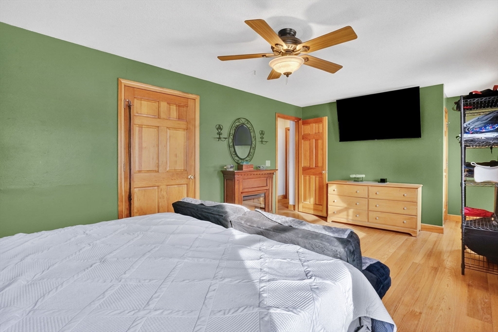 153 Prospect St Extension Westfield, MA 01085 - Photo 22 of 33