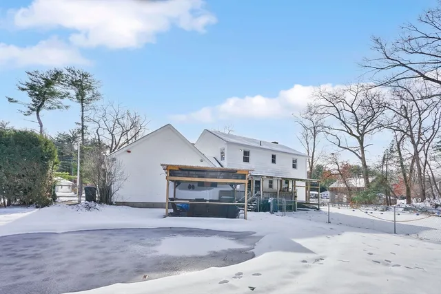 $450,000 | 153 Prospect St Extension, Westfield, MA 01085