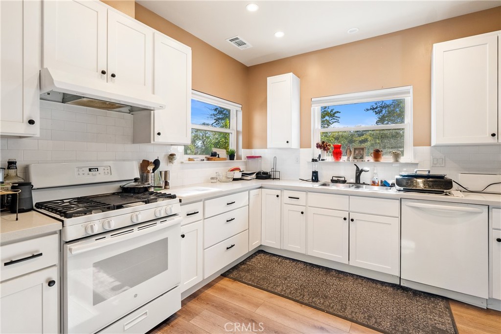 2145 Park Paso Robles, CA 93446 - Photo 14 of 60 2145 Park