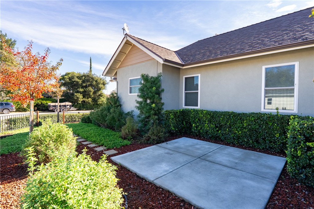 2145 Park Paso Robles, CA 93446 - Photo 20 of 60 2145 Park, Yard/Patio #1