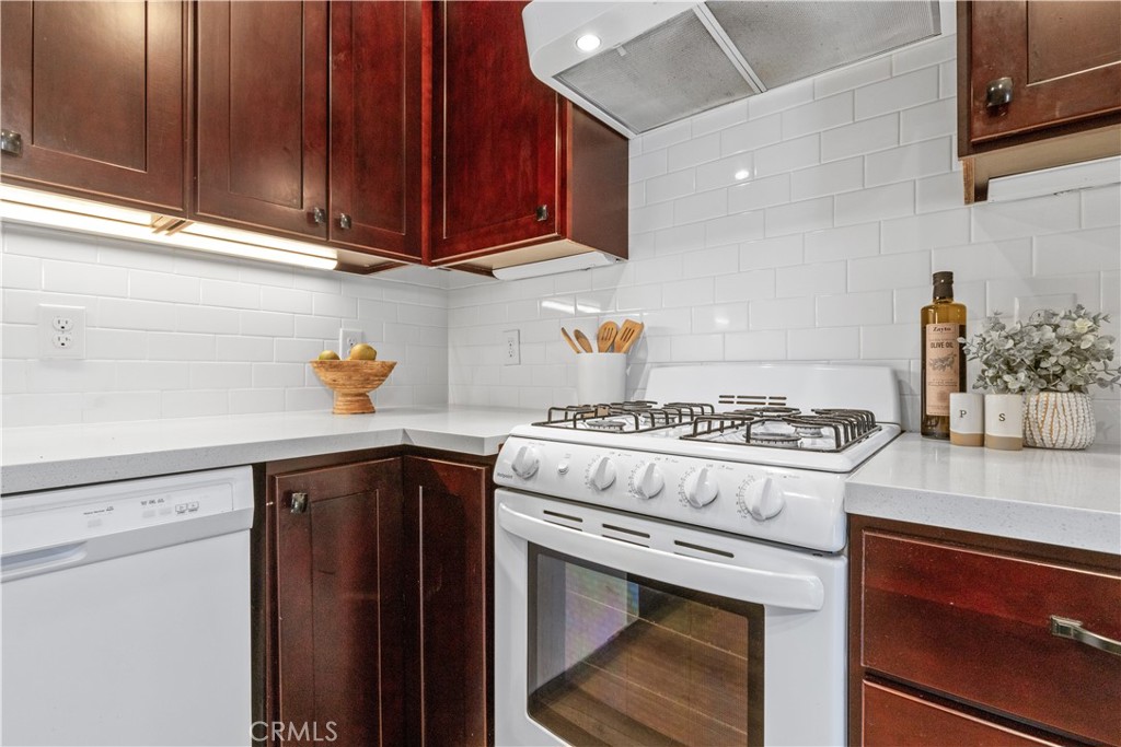 2145 Park Paso Robles, CA 93446 - Photo 28 of 60 2147 Park - STAGED (prior to current tenant)