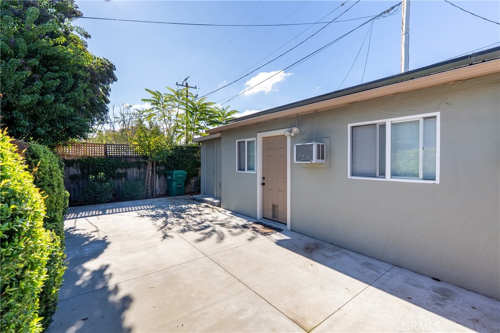 2145 Park Paso Robles, CA 93446 - Photo 46 of 60 2151 Park, Yard & Patio