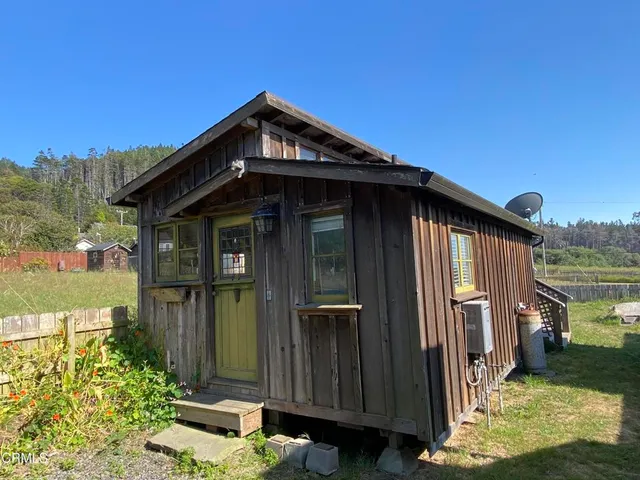 $400,000 | 36425 Highway 1, Westport, CA 95488