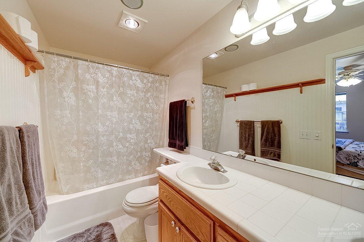 20226 Star Ridge Court Bend, OR 97703 - Photo 10 of 18 Additional Photo