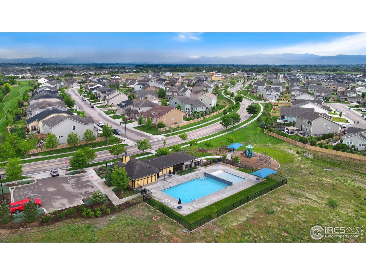 6420 Tuxedo Park Road Timnath, CO 80547 - Photo 34 of 44 a black and white photo of a city