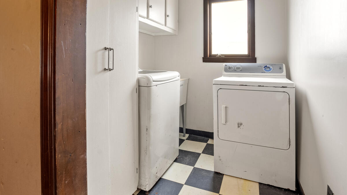 4805 3 Mile Road Bay City, MI 48706 - Photo 6 of 16 4805-3-Mile_006