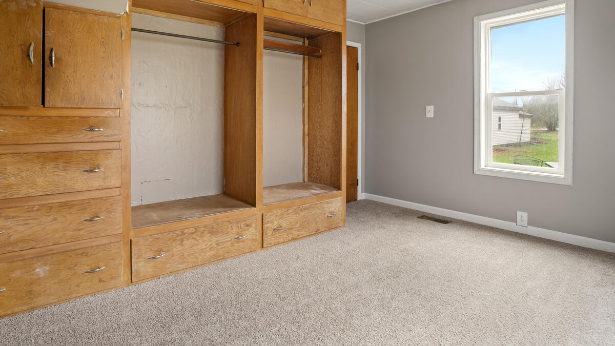 4805 3 Mile Road Bay City, MI 48706 - Photo 9 of 16 4805-3-Mile_009