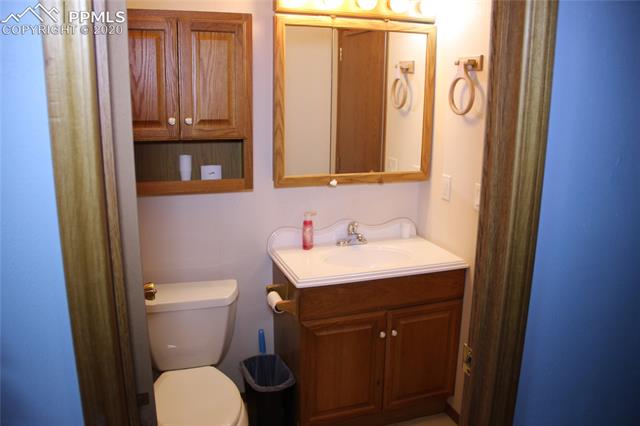 740 Loflin Road Colorado Springs, CO 80930 - Photo 12 of 27