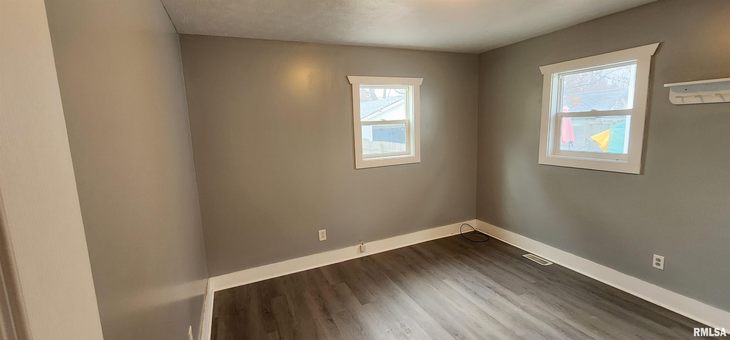 2513 South 9th Street Springfield, IL 62703 - Photo 16 of 30