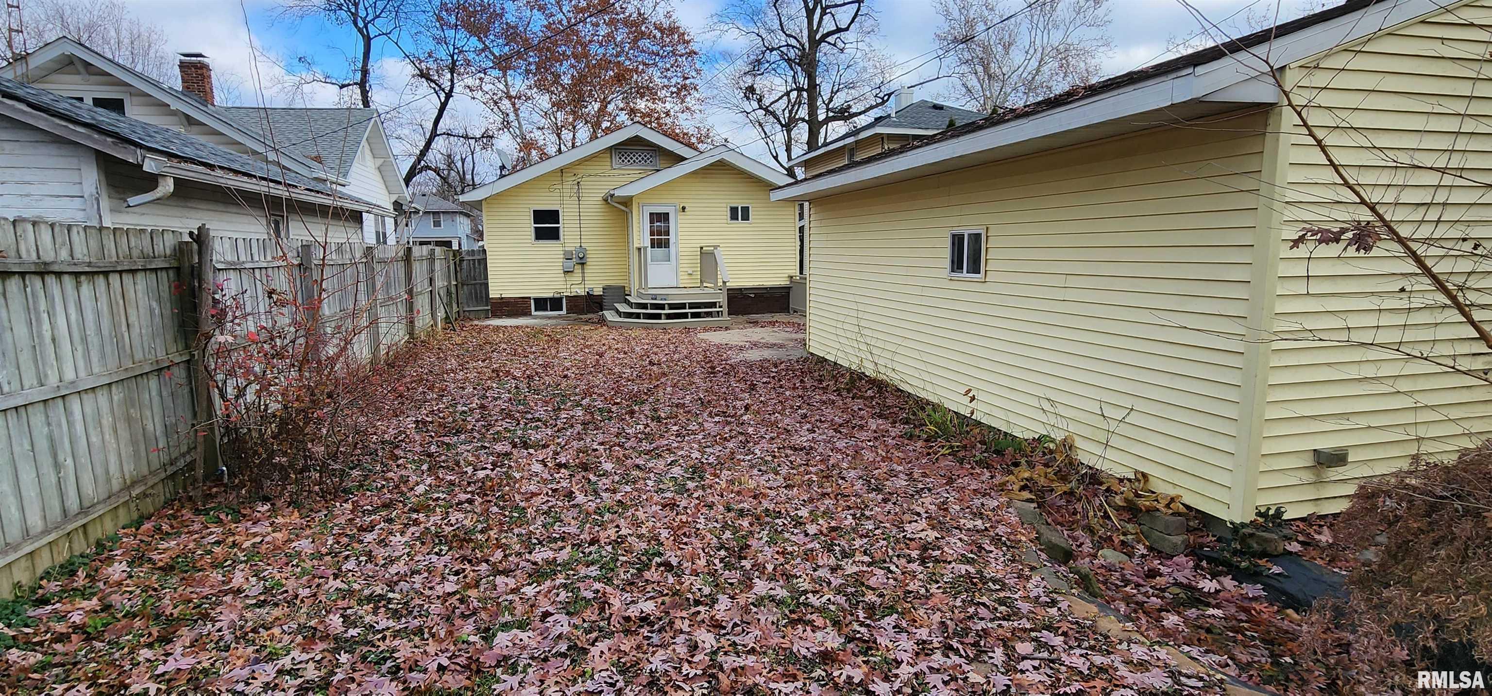 2513 South 9th Street Springfield, IL 62703 - Photo 7 of 30