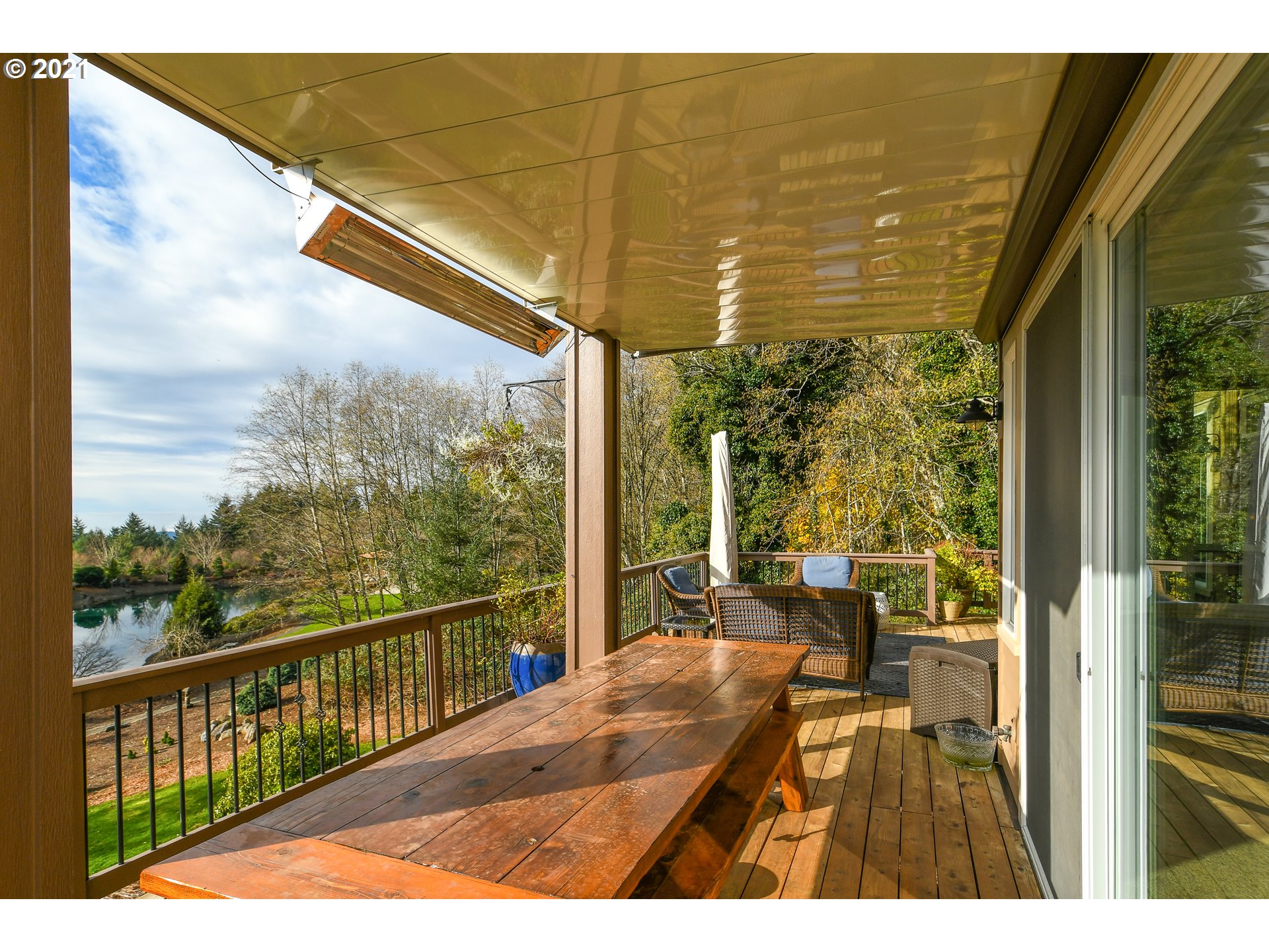 28400 Northeast Hancock Road Camas, WA 98607 - Photo 14 of 32 a view of a city from a balcony