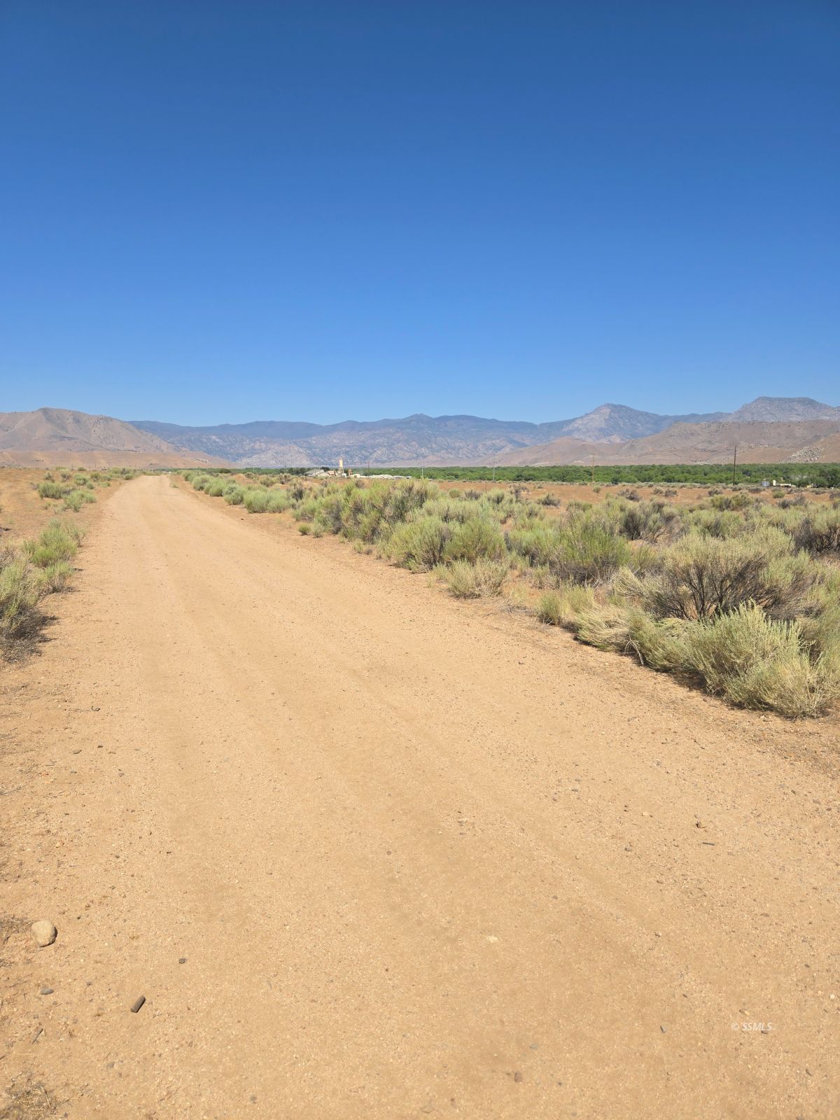 426-390-09 Lakeview Road Weldon, CA 93283 - Photo 5 of 7