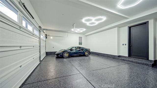 $6,795,000 | 521 12th Street, Huntington Beach, CA 92648