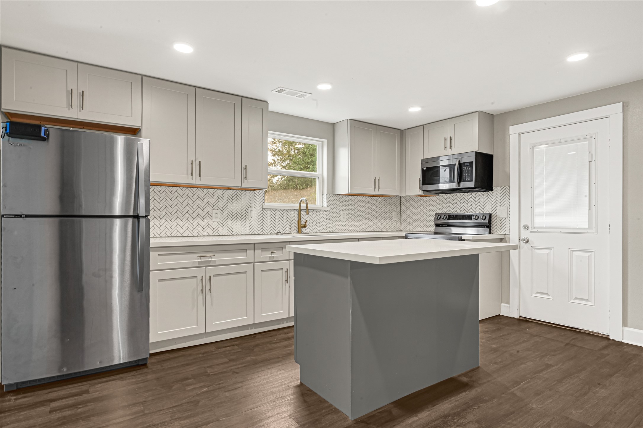 7515 Laredo Street Houston, TX 77020 - Photo 11 of 18