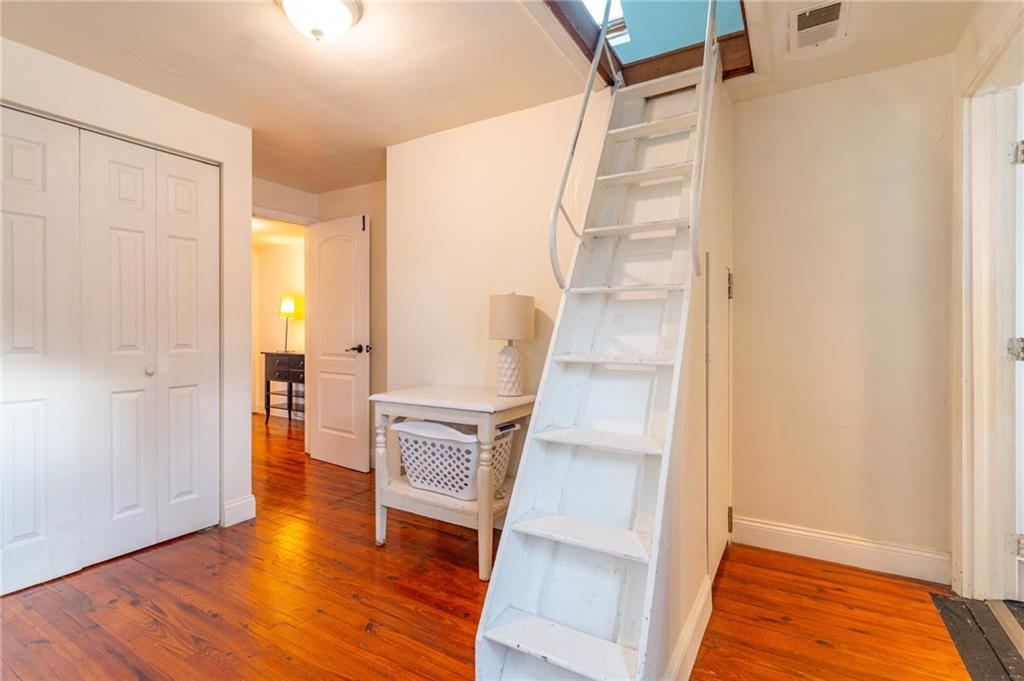 14 John Street Carnegie, PA 15106 - Photo 5 of 41