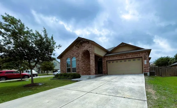 $2,250 | 2942 Oak Branch Ridge, New Braunfels, TX 78130