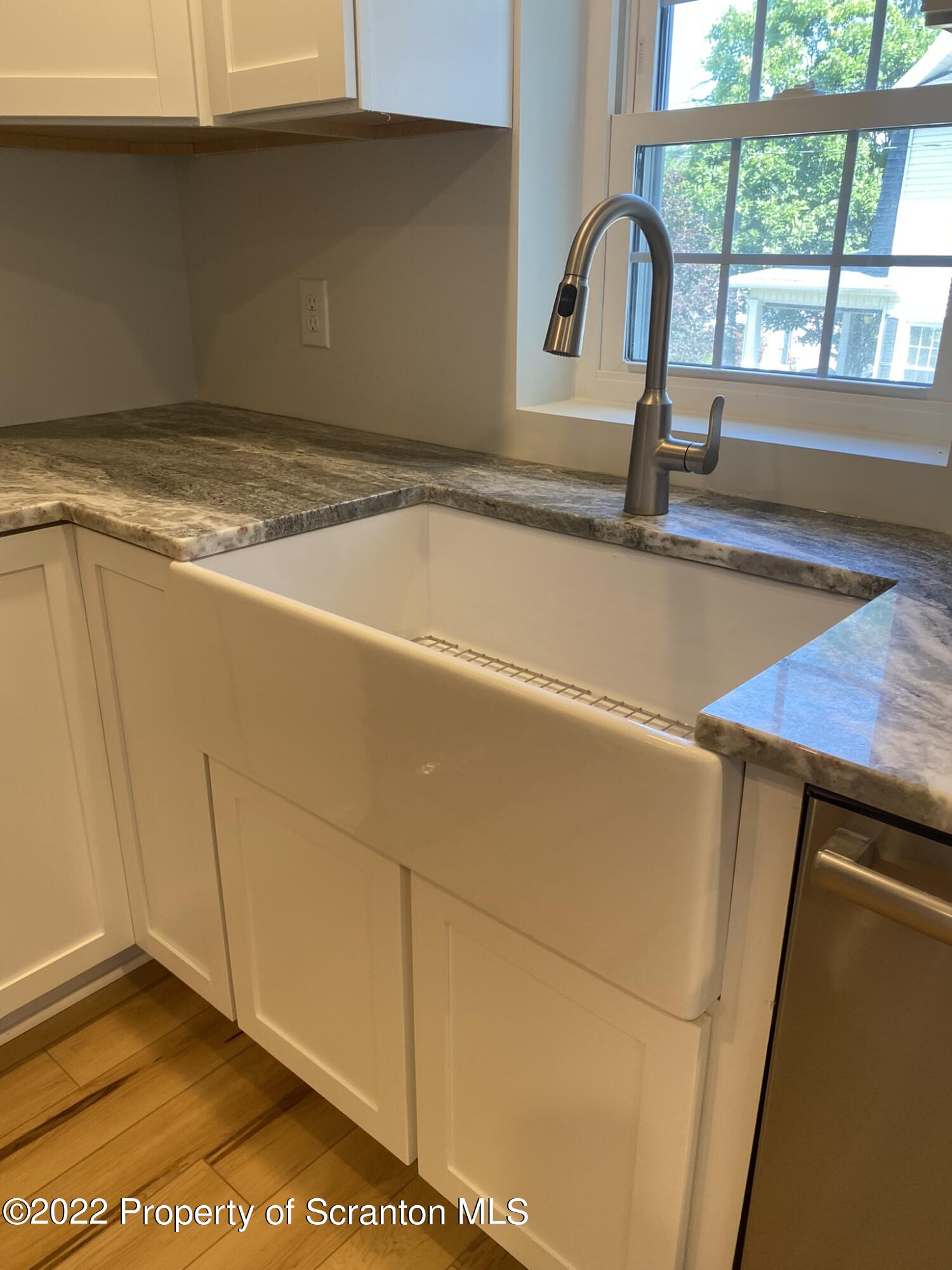 120 South Turnpike Road Dalton, PA 18414 - Photo 4 of 81 Gallery Image 4