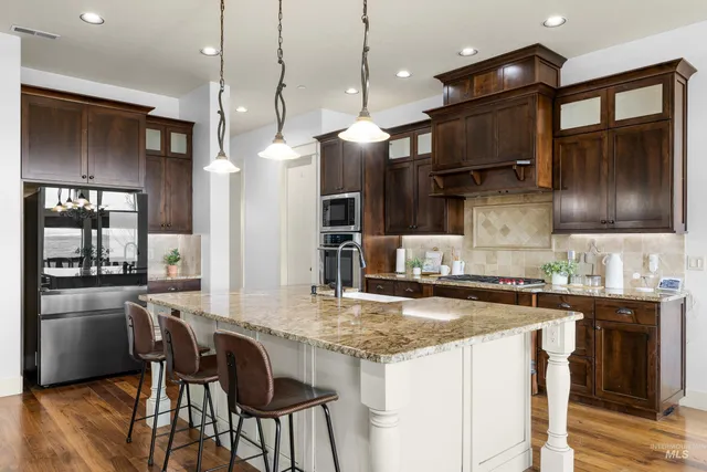 $1,100,000 | 7521 North Grand Ridge Lane, Eagle, ID 83616