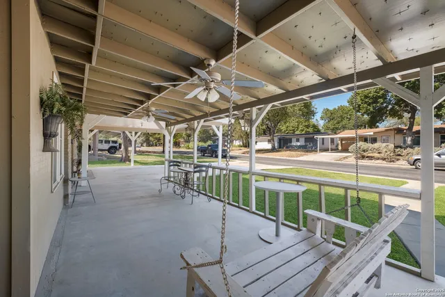 $265,000 | 214 Schmeltzer Lane, San Antonio, TX 78213