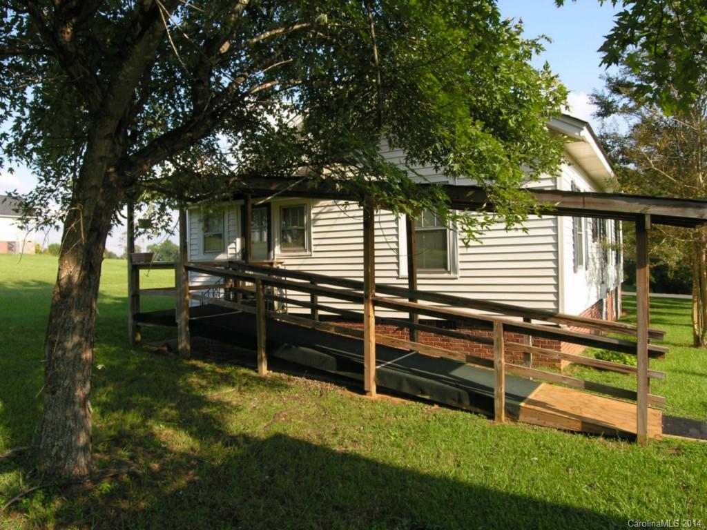 1005 Ebenezer Road Kannapolis, NC 28083 - Photo 5 of 18 Gallery Image 5