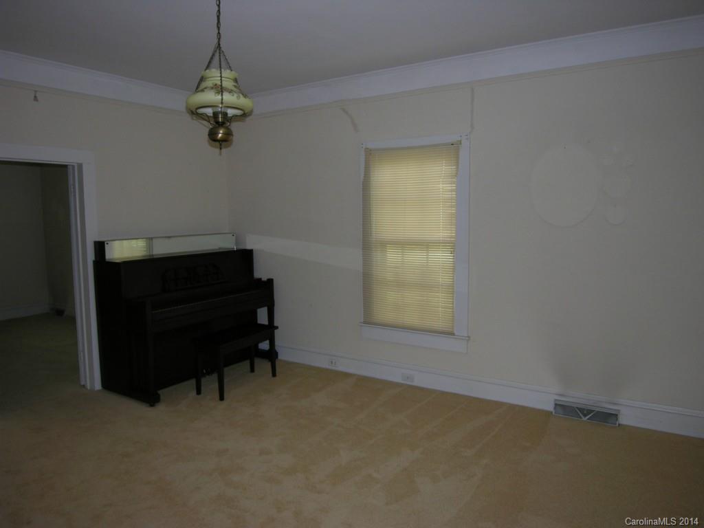 1005 Ebenezer Road Kannapolis, NC 28083 - Photo 10 of 18 Gallery Image 10