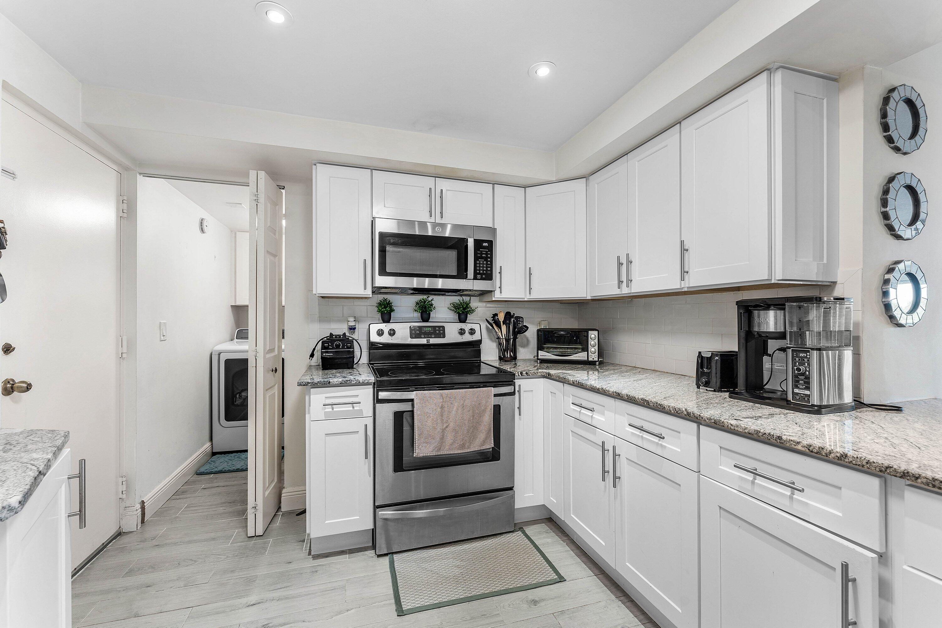 6000 Northwest 2nd Avenue, Unit 433 Boca Raton, FL 33487 - Photo 8 of 32 015-6000Northwest2ndAvenue-433-BocaRaton